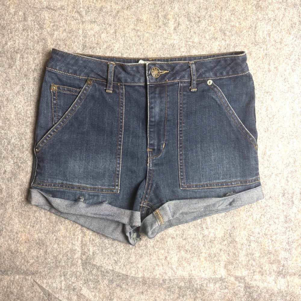 Free People Patch Pocket Denim Shorts Women 27 Dark Wash Cuffed Boho Cut Offs